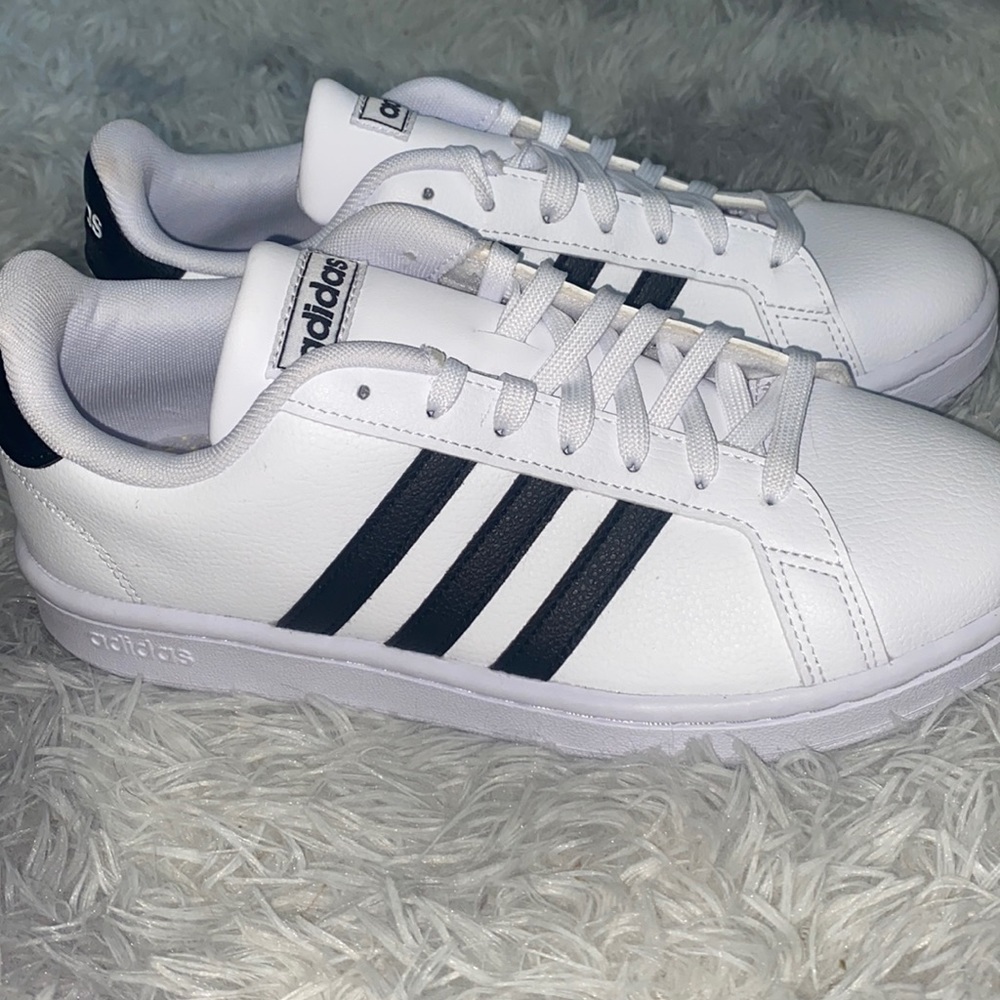 Brand New Women’s Adidas Sneakers 7.5